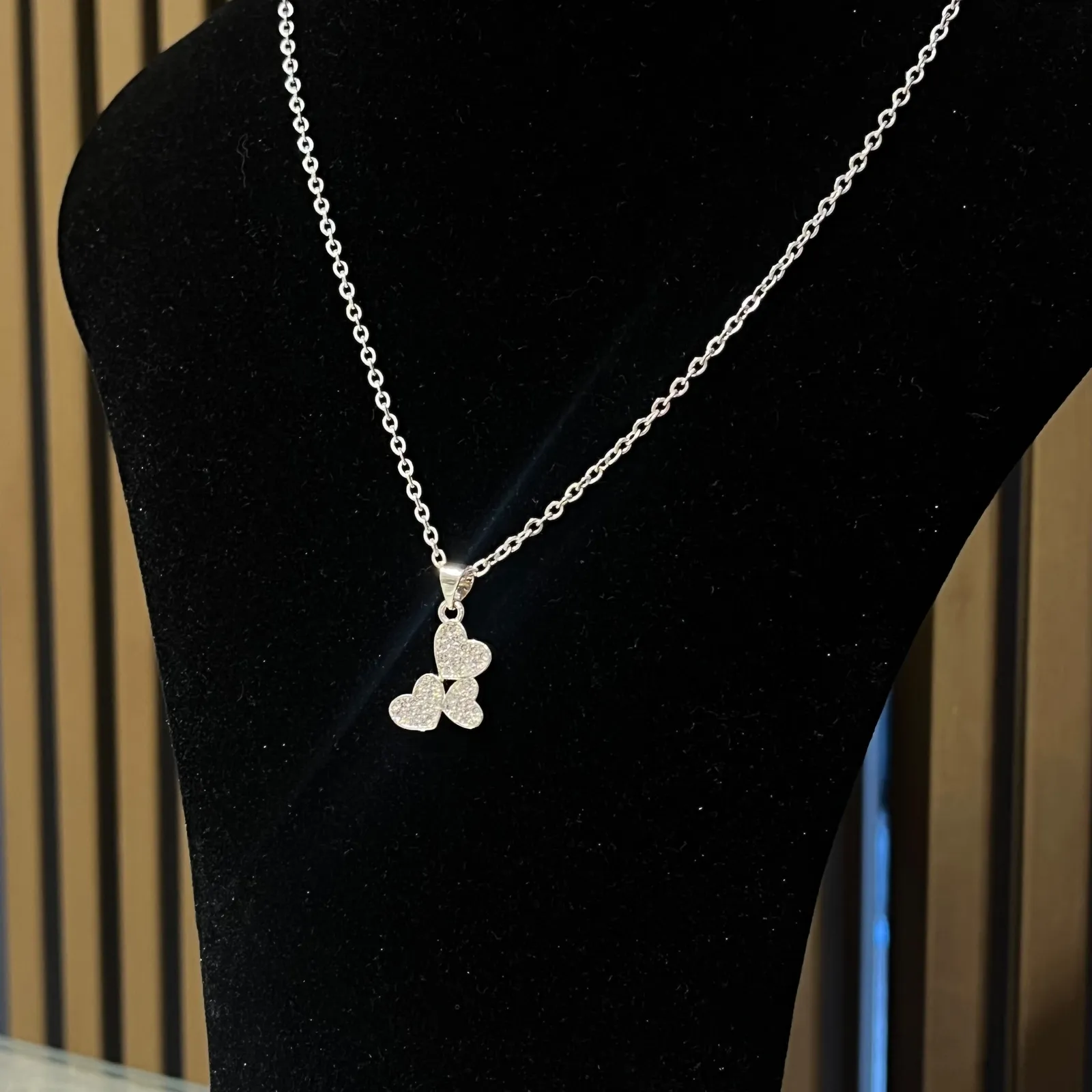 Collar 3 corazones