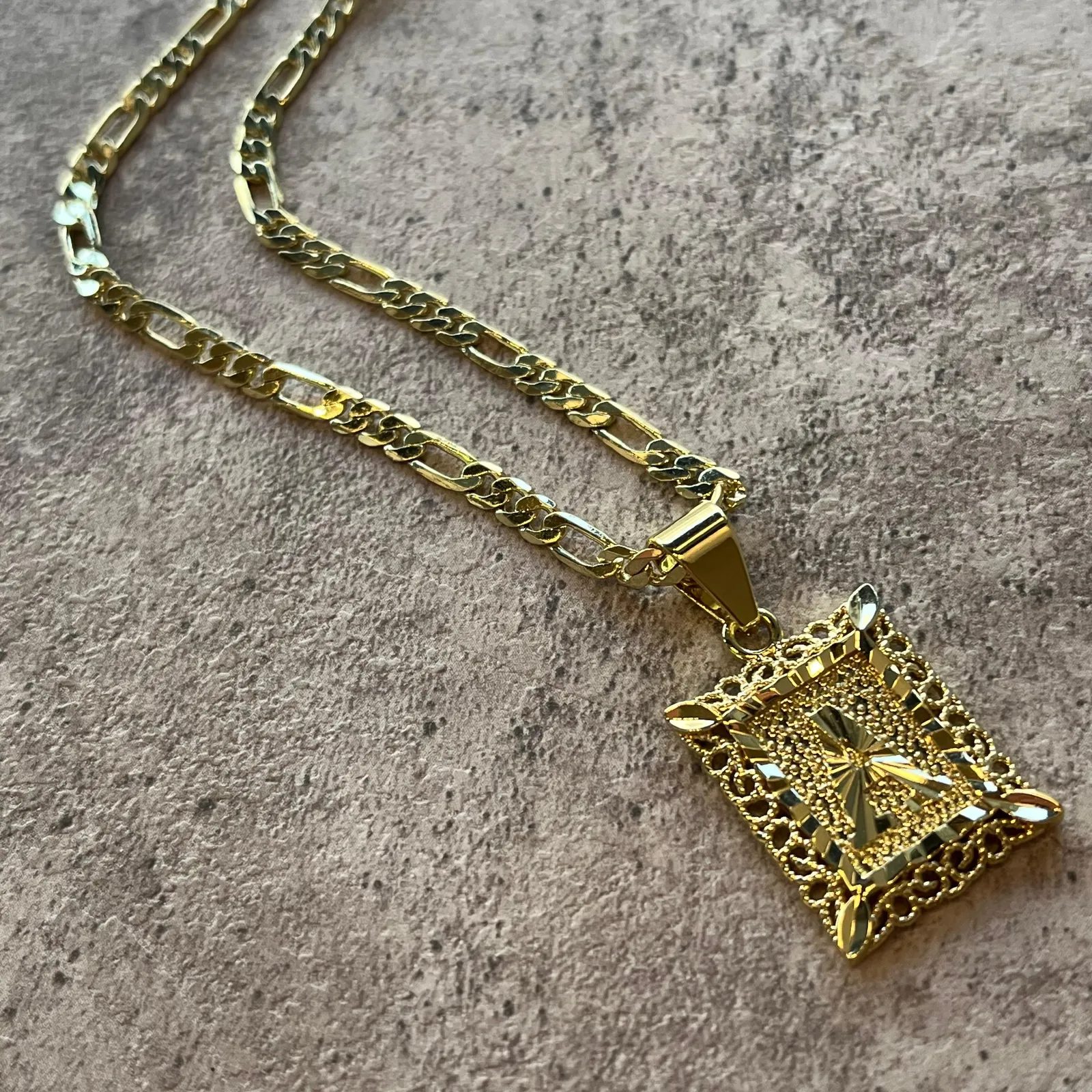 Collar Alma