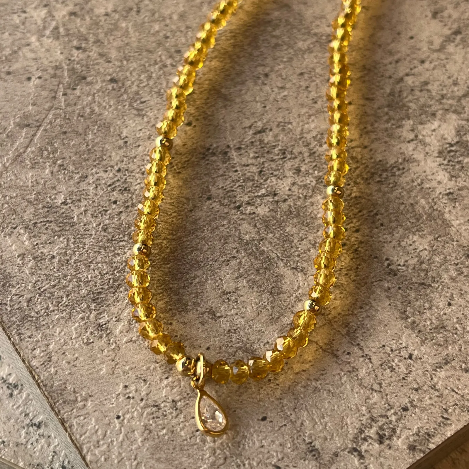 Collar Zuri Dorado