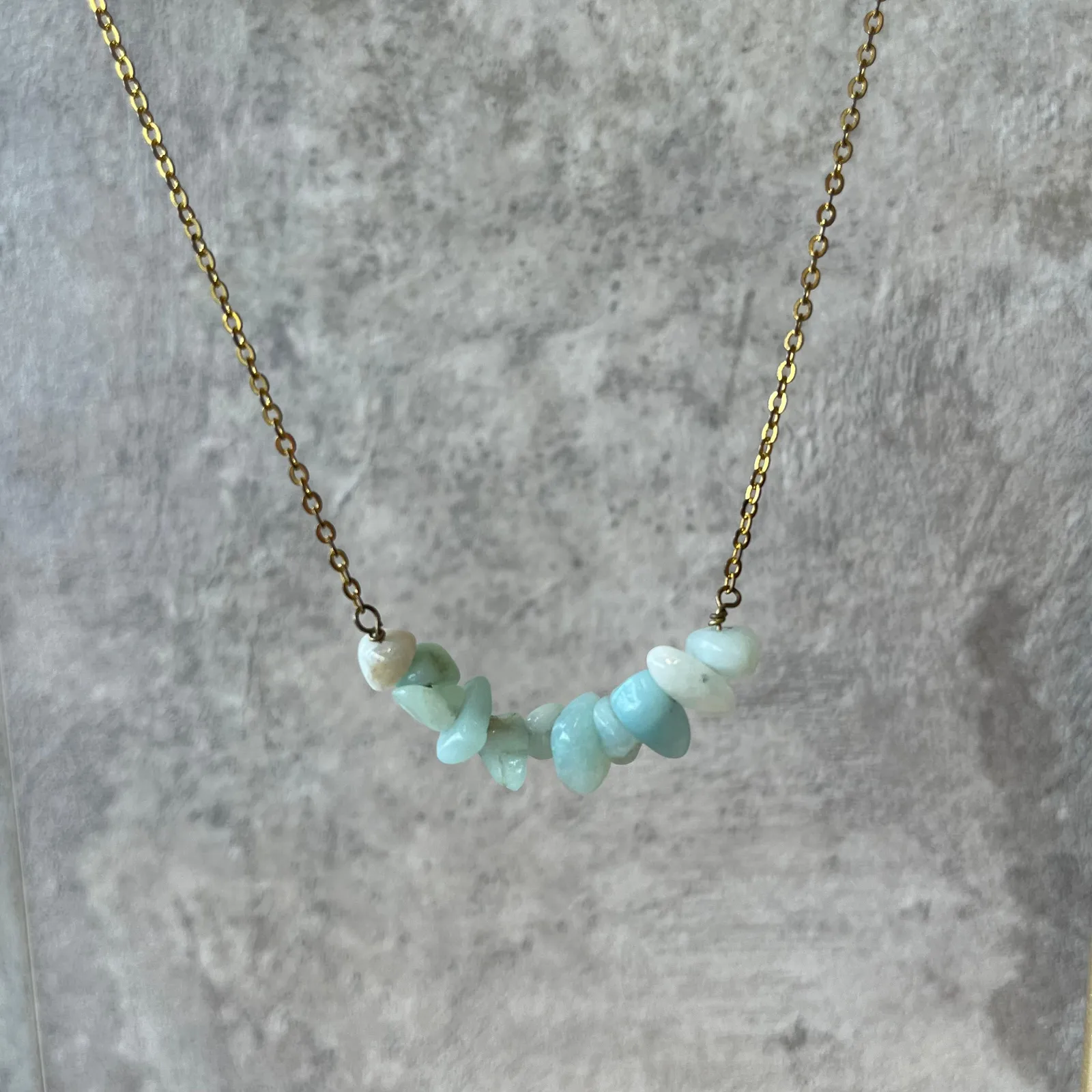 Collar Roca V